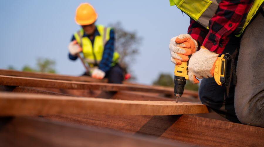 Expert Emergency Roof Repairs services in Crowley, TX